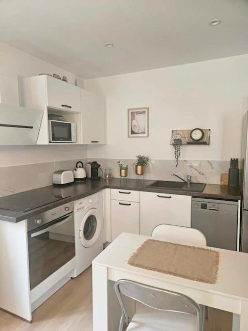 "La Tour", Logement Cosy, Au Calme Vertrieu Zewnętrze zdjęcie